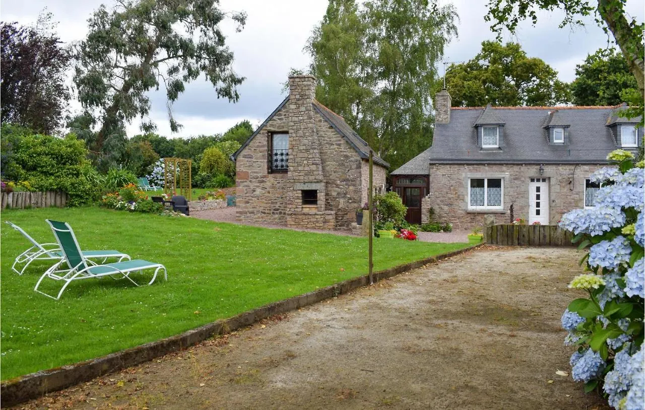 Vakantiehuis Nice Home In Plehedel With Wifi